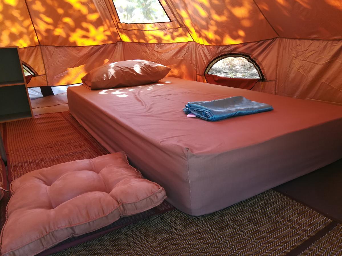 Cashew Nut Bungalow, Ko Mook Экстерьер фото